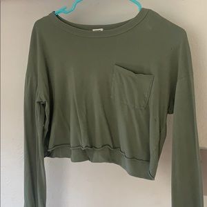 Long sleeve garage green cropped